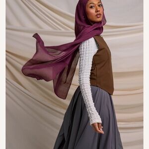Vela scarves wild berry standard
